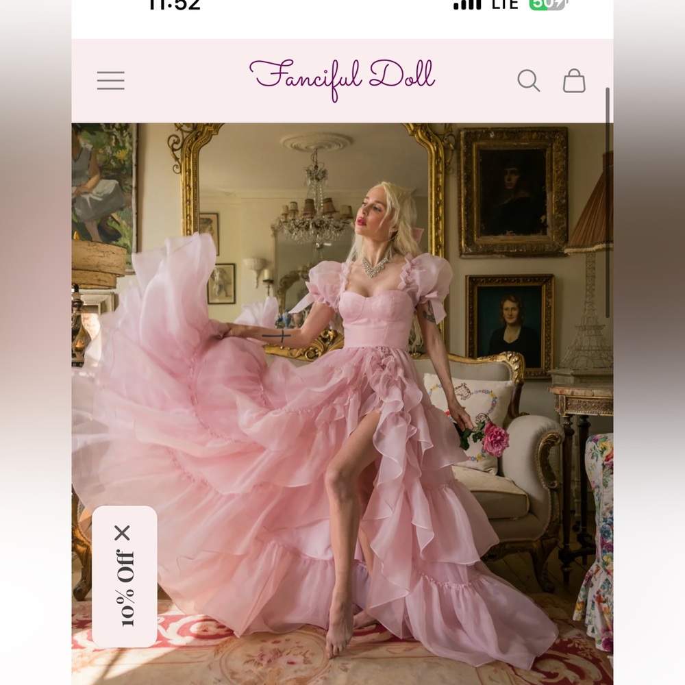 Elegant Pink Ruffled Prom Dress